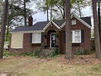 Building Photo - 2228 Pinehurst Rd