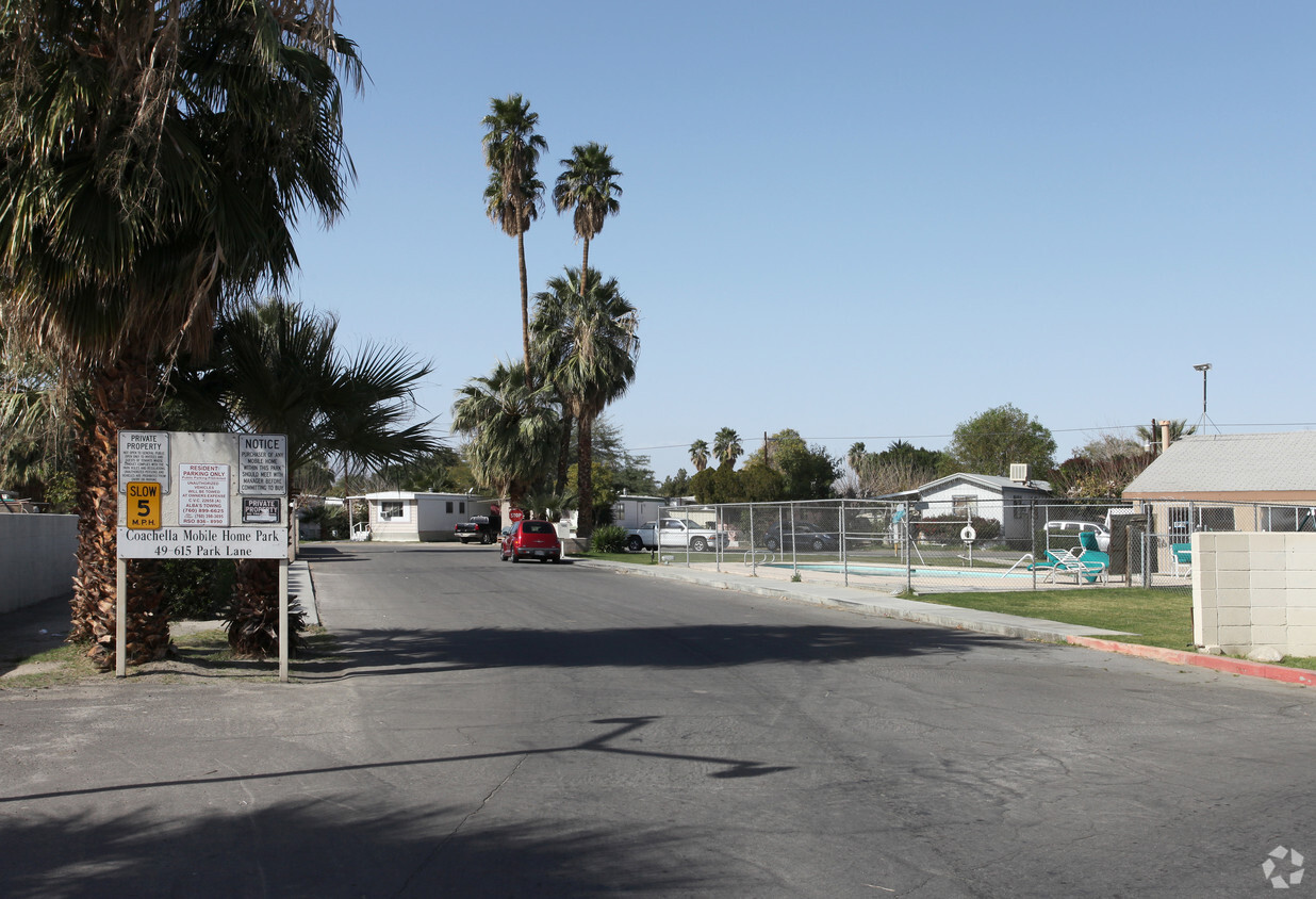 Coachella Mobile Homes Park Apartments in Coachella, CA