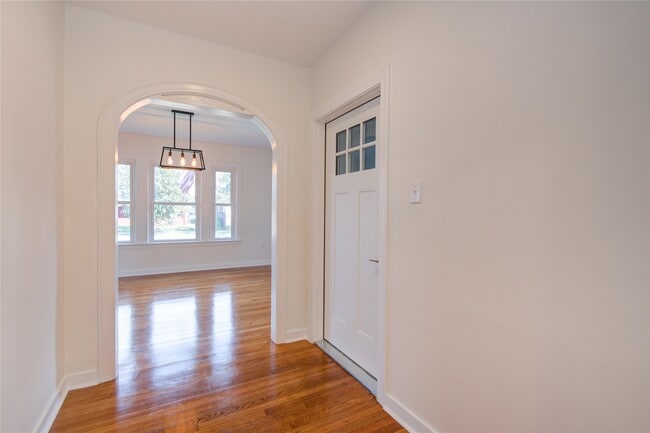 Building Photo - 2208 Blodgett St