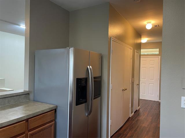 Building Photo - 817 Greene Way