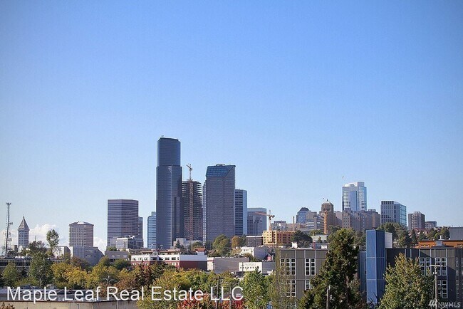 Foto del edificio - 3 br, 2.5 bath House - 944 Hiawatha Pl S