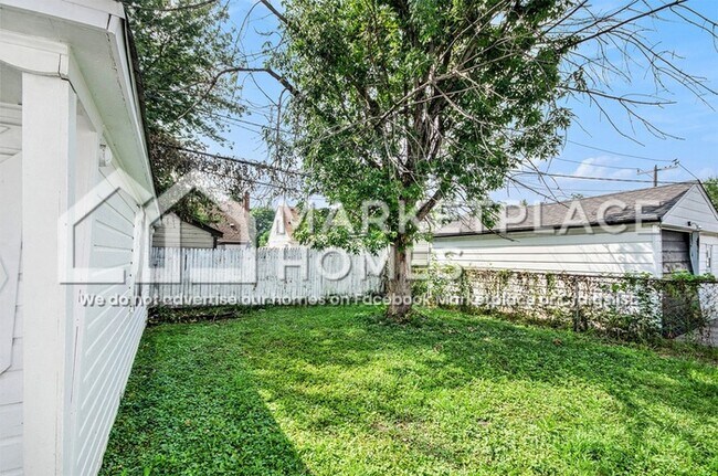 Foto del edificio - 20943 Dexter Blvd