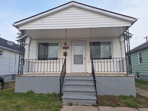 Building Photo - 21834 Nevada Ave