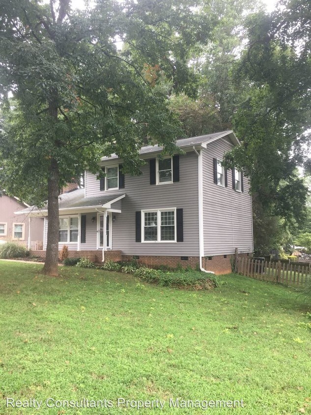 Primary Photo - 3006 Ardoch Dr