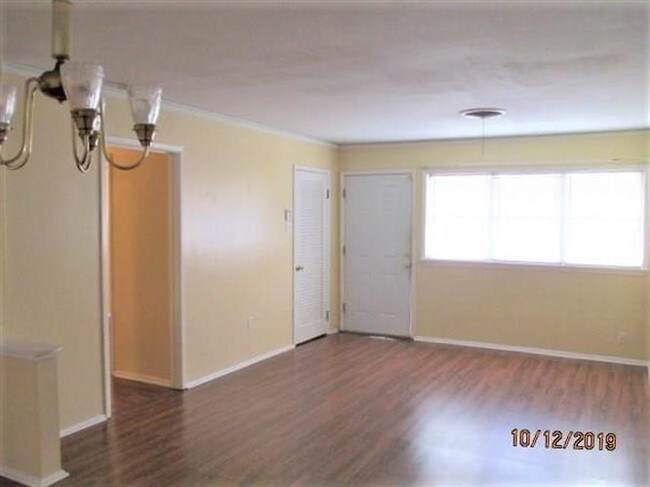 Building Photo - 3709 W Metairie Ave S