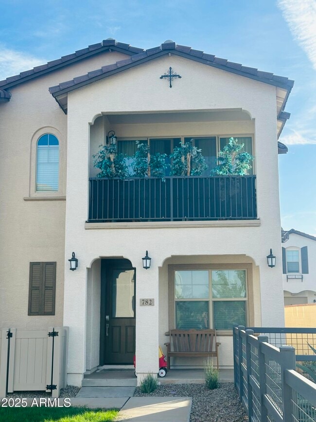 Building Photo - 782 S Olympic Dr