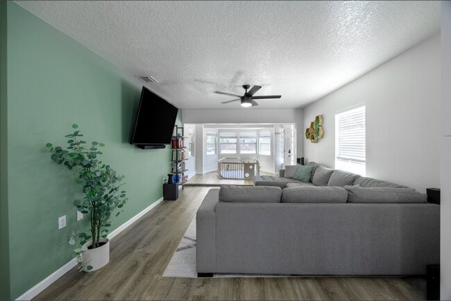 Photo - 1316 S Bumby Ave House