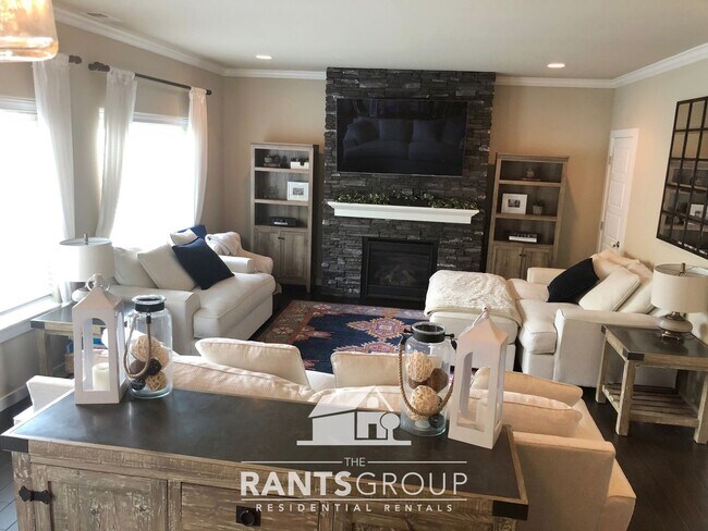 Foto del edificio - Beautiful Tumwater Home with Stunning Kitchen & Spacious Layout