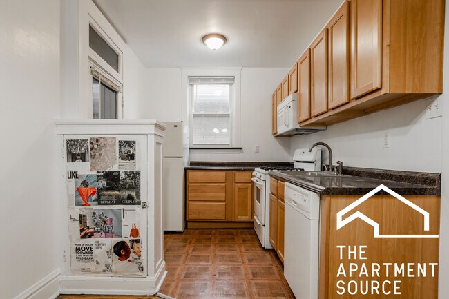 Building Photo - 3951 N Hoyne Ave