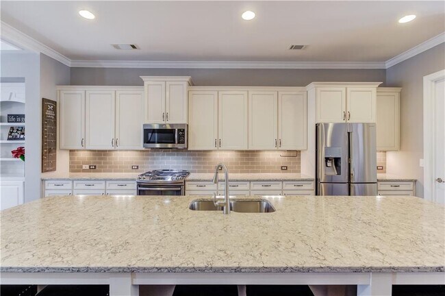 Foto del edificio - 2802 Avington Ln