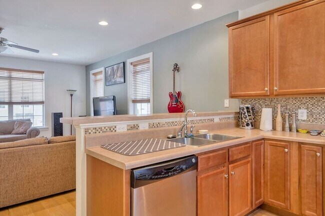 Foto del edificio - 158 Brookwood Dr