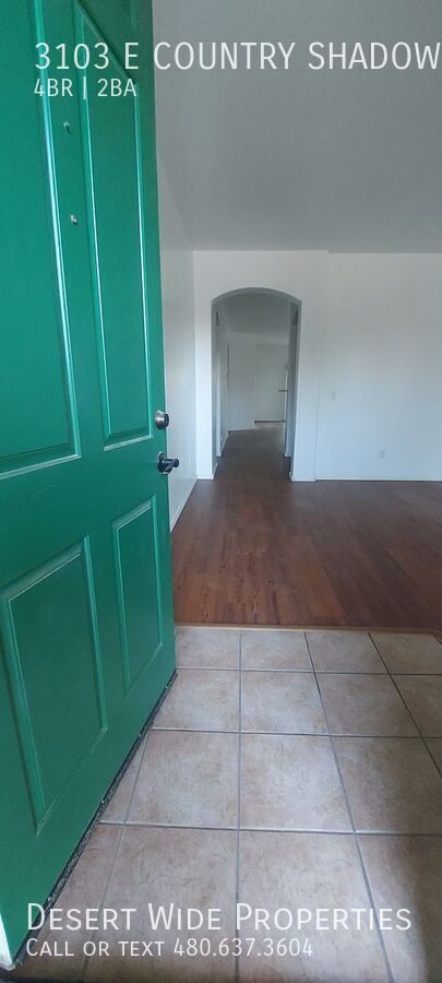 Foto del edificio - 3103 E Country Shadows St