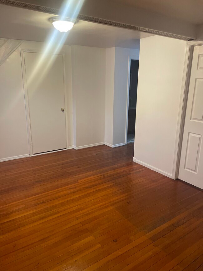 Foto del edificio - 508 E 54th St