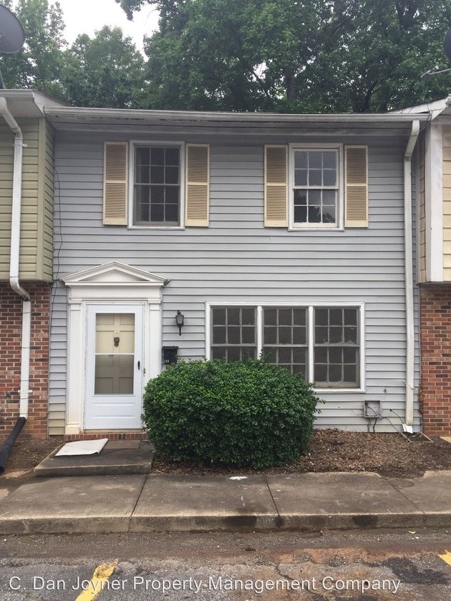 Primary Photo - 108 Pine Creek Ct Ext