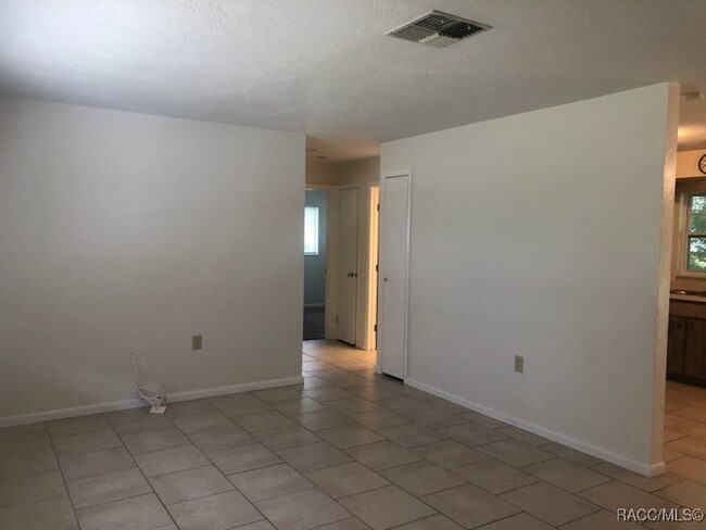 Foto del edificio - 209 S Washington St