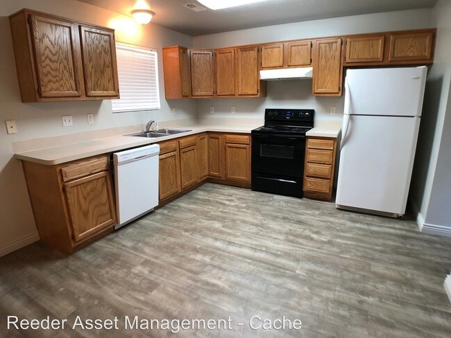 Building Photo - 278 S 560 W