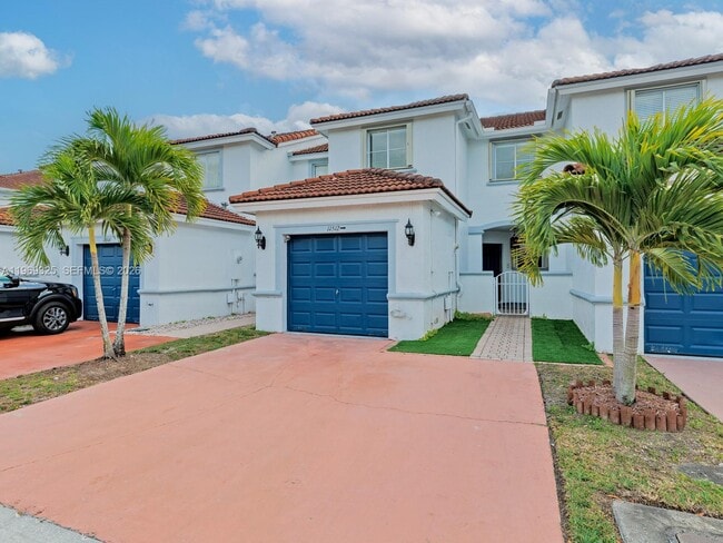 Building Photo - 11512 NW 48th Terrace