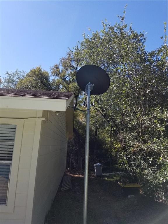 Foto del edificio - 5904 Burlington Ct