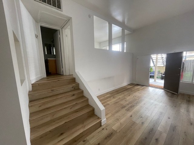 Foto del edificio - 808-812 Westmount Dr