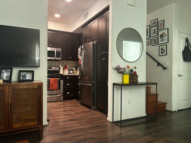 Foto del edificio - 7607 N Patriot Way