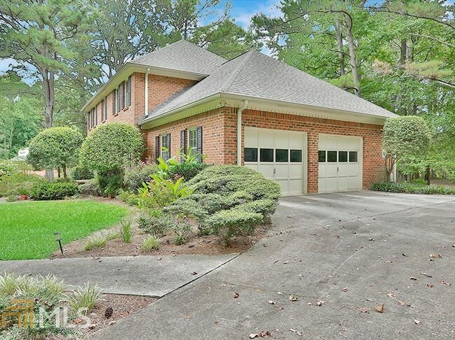 Building Photo - 125 Lady Helen Ct