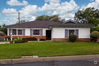 Building Photo - 459 Crestview Pl