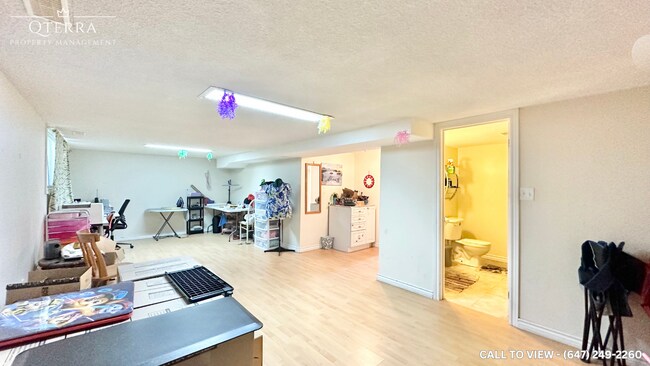 Building Photo - 777 Ashley Crt