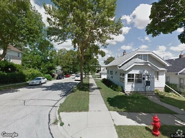 Building Photo - 9324 W Lapham St