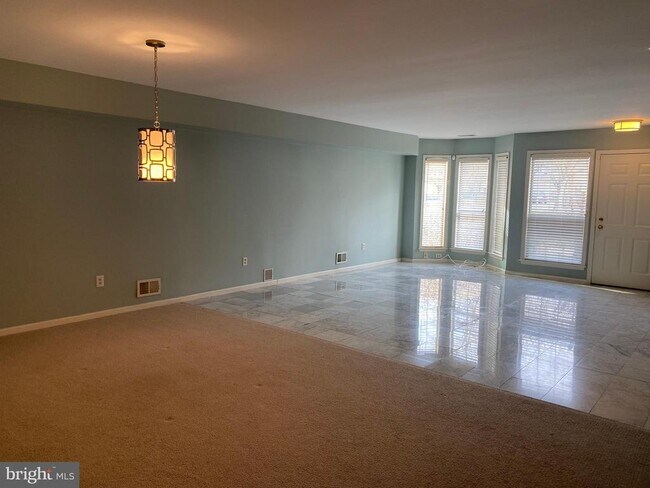 Foto del edificio - 4 Kensington Ct