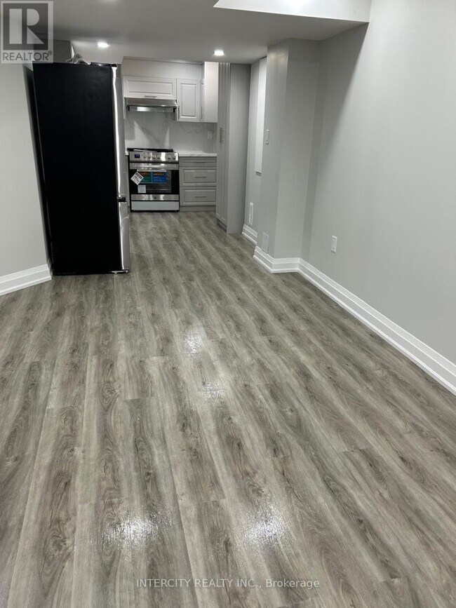 Photo du bâtiment - 299 Fleetwood Dr