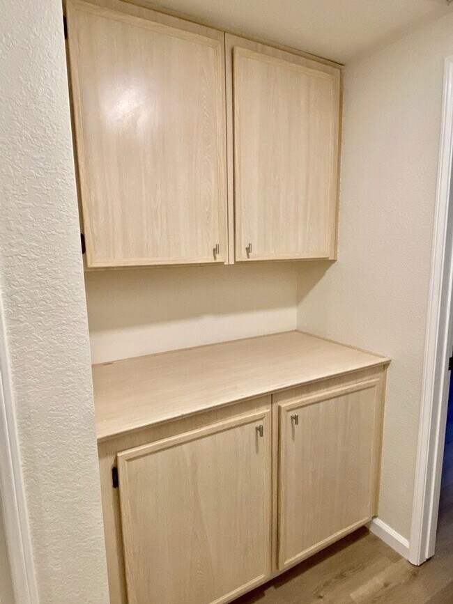 Foto del edificio - Renovated Two Bedroom Two Bathroom Condo North Park