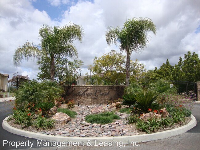 Building Photo - 4 br, 3 bath House - 339 Flower Hill Way