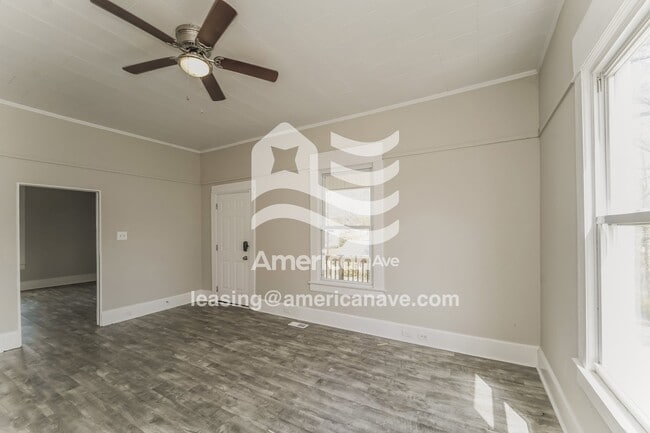 Foto del edificio - 130 2nd Ave