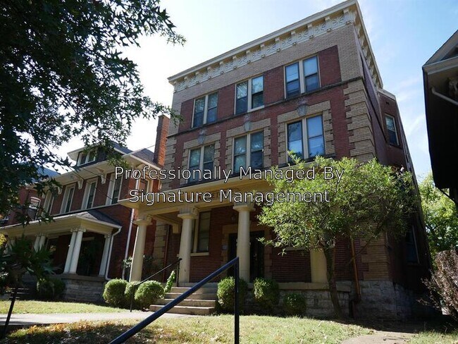 Building Photo - 1224 Cherokee Rd