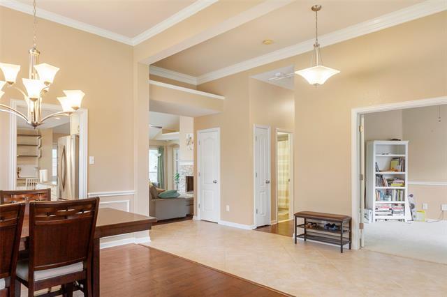 Building Photo - 5415 Wellington Dr