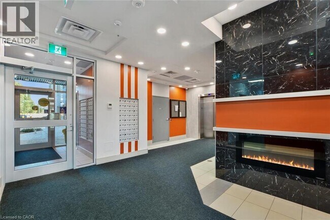 Photo du bâtiment - 77 Leland St