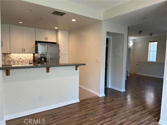 Building Photo - 216 Coral Rose