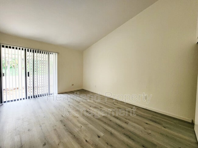 Foto del edificio - 12823 Camino De La Breccia