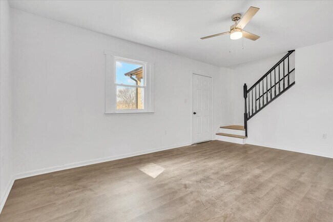 Foto del edificio - 3222 Meadowood Trail