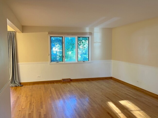 Building Photo - 2720 Kincaid Dr