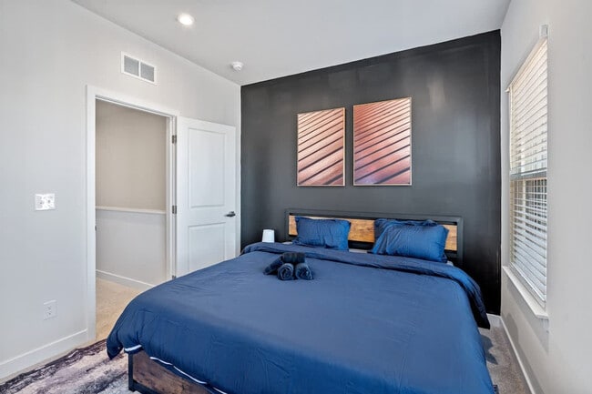 Building Photo - 3131 Coquina Ln