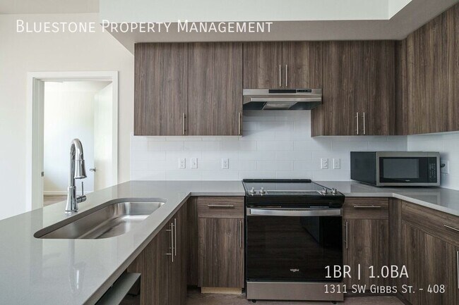 Foto del edificio - 1311 SW Gibbs St