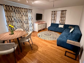 Building Photo - 3106 Revere Blvd