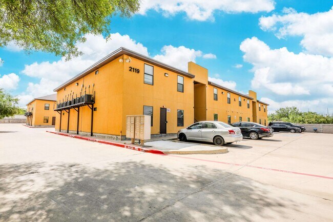 Foto del edificio - 2119 S Ejido Ave