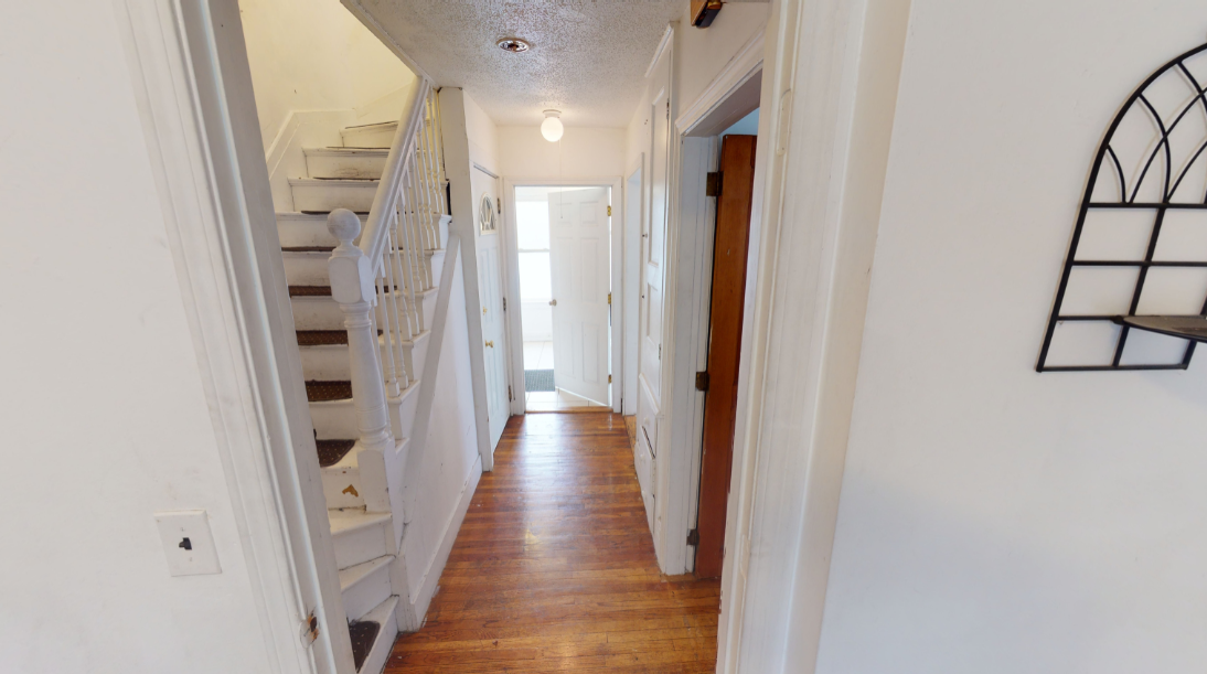 Primary Photo - 256 Elliot St