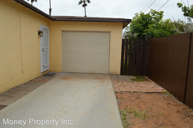 Building Photo - 2 br, 1 bath House - 1013 12th Street