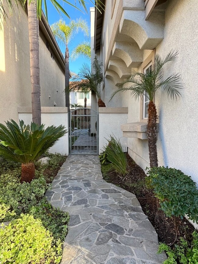 Photo - LOVELY 2 STORY DETACHED HOME WITH LARGE LOFT, DIRECT ACCESS 2 CAR GARAGE