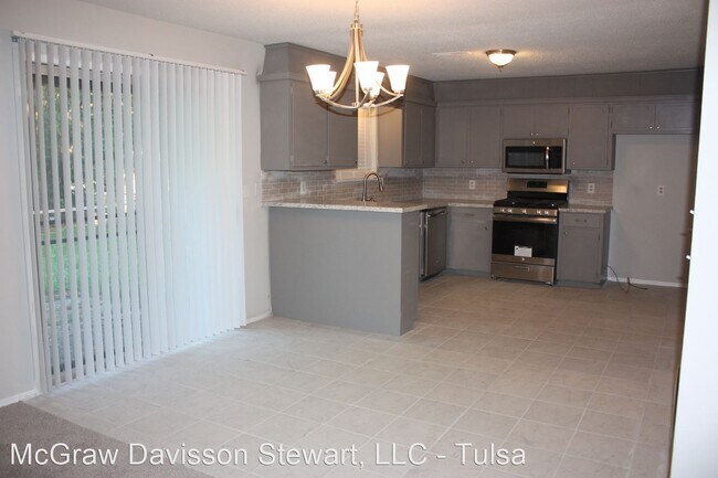 Foto del edificio - 3 br, 2 bath House - 805 E Waco St