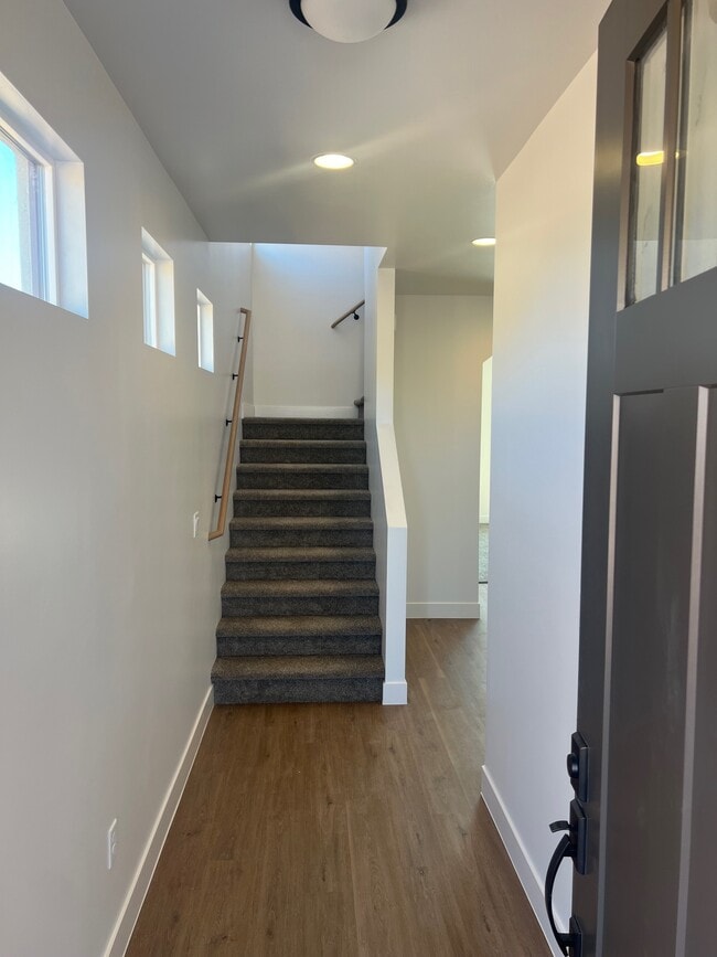 Building Photo - 1797 S Livy Ln