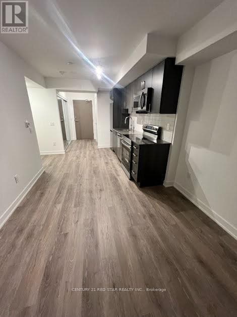 Photo du bâtiment - 1010 Sandy Beach Rd